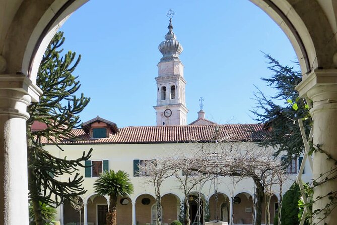 Tour to the islands of San Servolo and San Lazzaro degli Armeni - Why these two islands make a good Venice outing