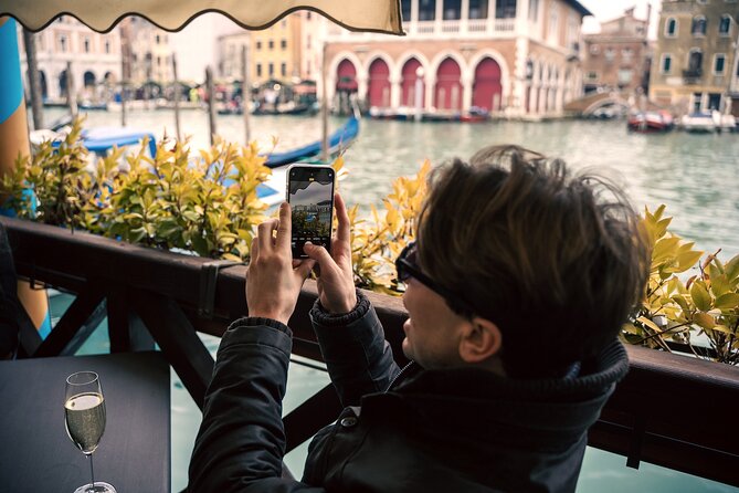 Unseen Venice: Hidden Paths and Rooftop Views - Who should book this experience
