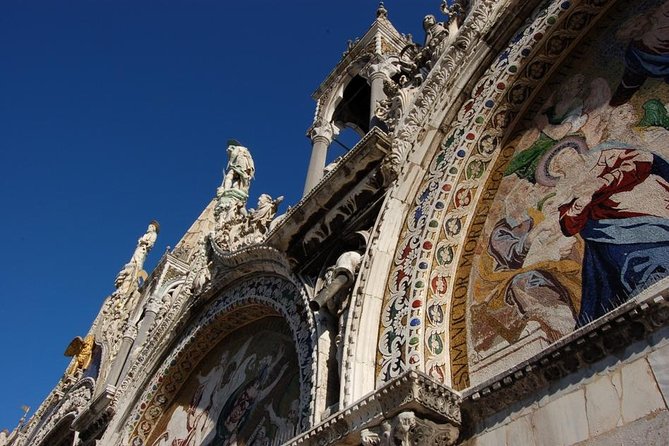 Unusual Perspectives of St Mark's Basilica & optional Pala d'Oro - The museum, scale model, treasures, and Pala d’Oro