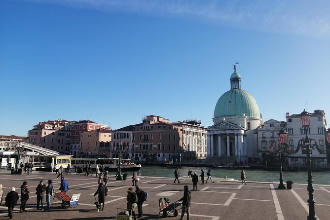 Venetian Cicchetti Street Food and Sightseeing Walking Tour - Who should book this Venice food walk?