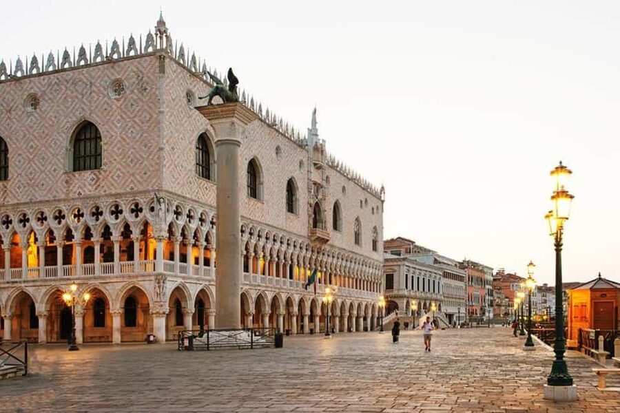 Venetian Lagoon Tour: Visit Murano, Burano and Torcello - Is $34 a good value?