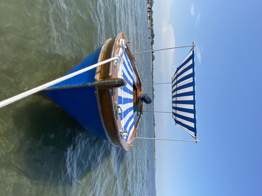 Venezia: Tour privato in Barca a Murano, Burano e Torcello - Why the lagoon looks better from a small wooden boat