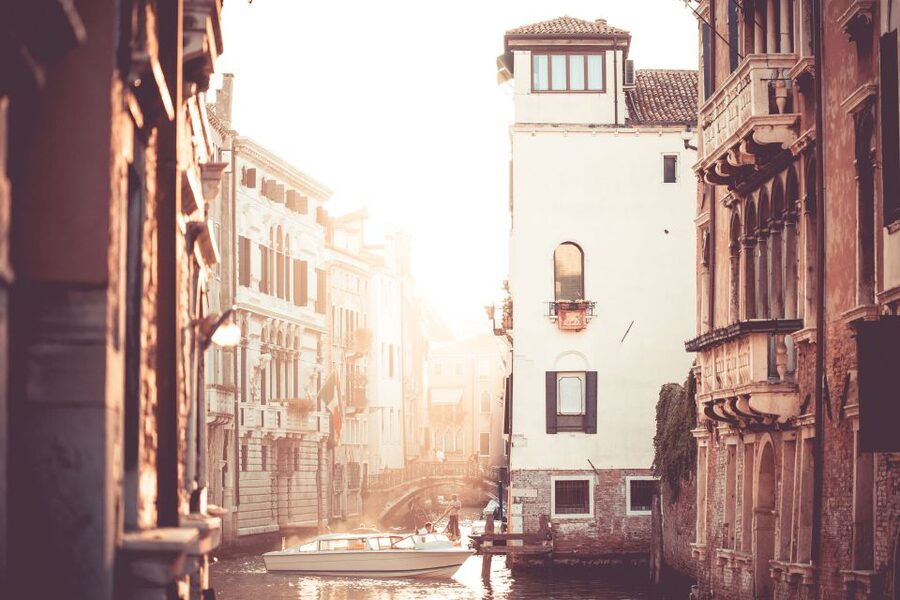Venice: 1.5-Hour Wandering Around the City - Should you book it?