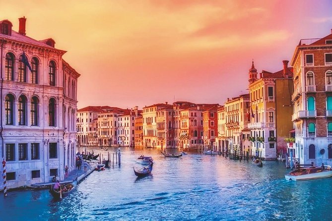 Venice: 30 min private Gondola Ride with Guide - Ca’ d’Oro and Rialto Bridge