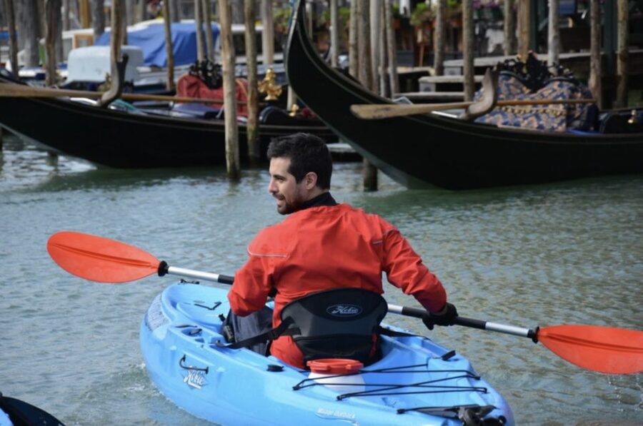 Venice: 60' Quick Kayak Tour of Venice with guide - What the $79.30 price really buys