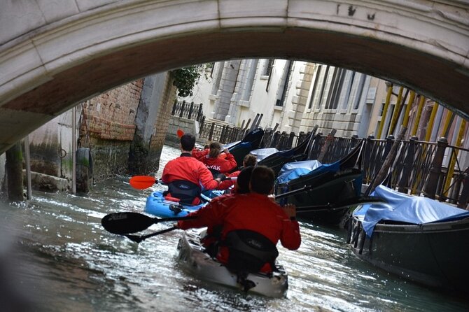 Venice: 60' Quick Kayak Tour with guide - Who will enjoy this short paddle