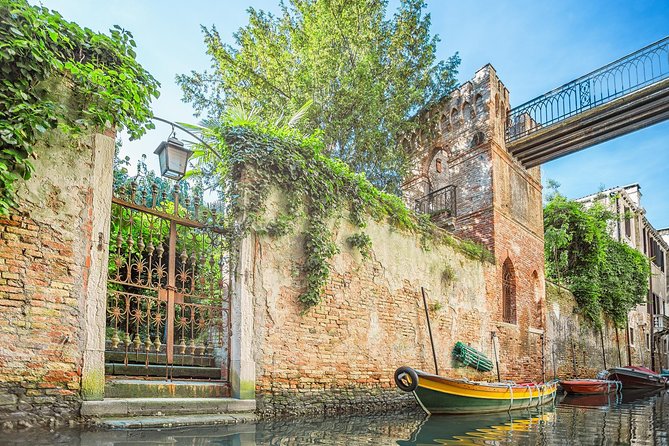 Venice: 60' Quick Kayak Tour with guide - Practical clothing and planning advice