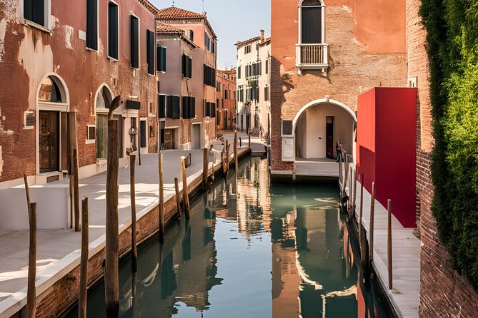 Venice Art Biennale 2026 Guided Tour with a Licensed Guide - National pavilions and the wider Venetian setting