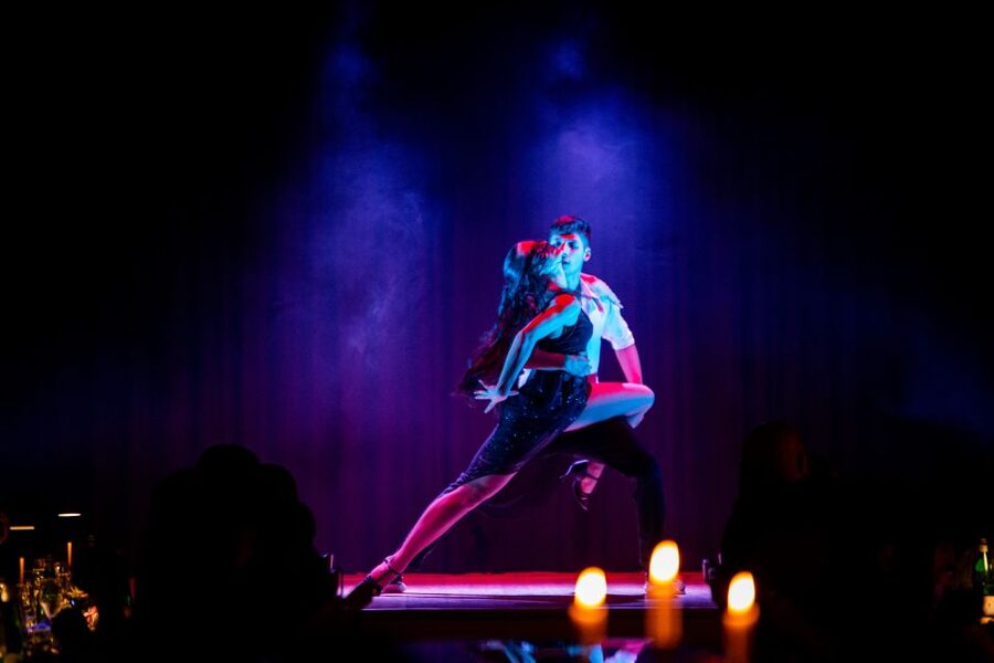 Venice: Cabaret Dinner Show - Booking details that matter