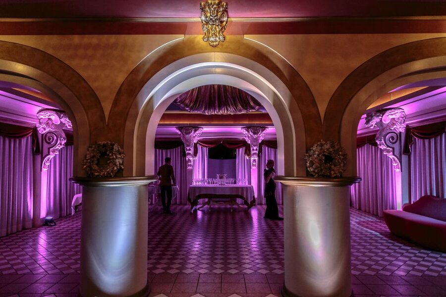 Venice: Cabaret Dinner Show - A theatrical evening beyond the canals
