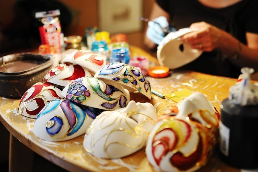 Venice: Carnival Mask Decoration Class at Casanova Prisons - Key points to know before you book