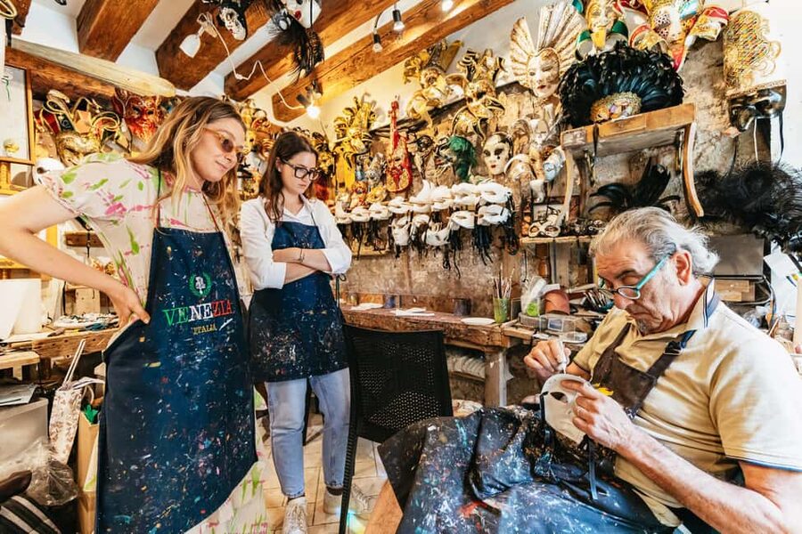 Venice: Carnival Mask Workshop - Choosing a Venetian mask in the workshop