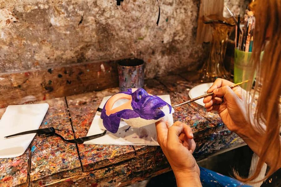 Venice: Carnival Mask Workshop - What the workshop does not offer