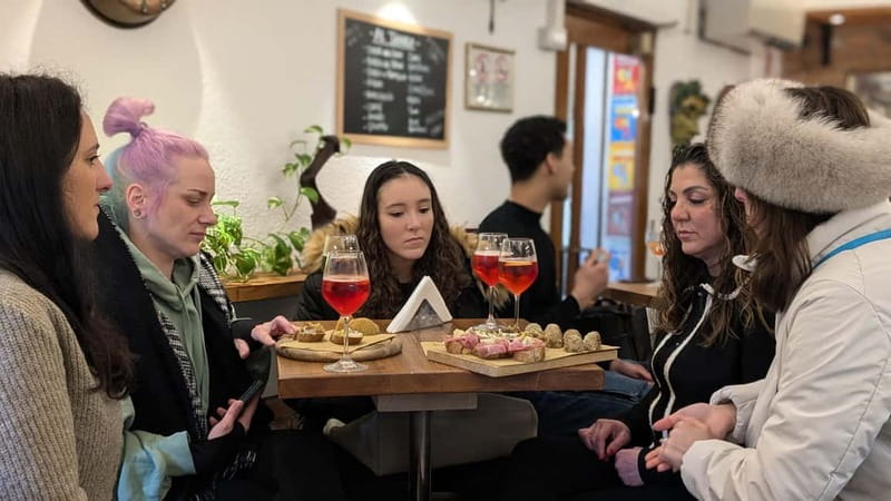 Venice: Cicchetti, Spritz, and Wine Tour in Ghetto Ebraico - Food restrictions, group style, and who will enjoy it