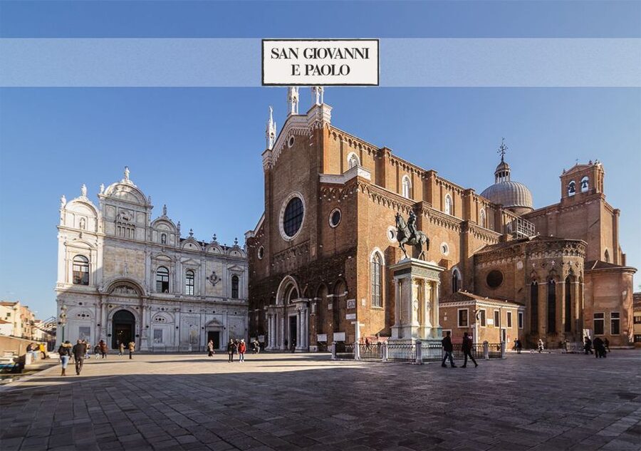 Venice: City Center Historical Guided Walking Tour - Adding the gondola ride