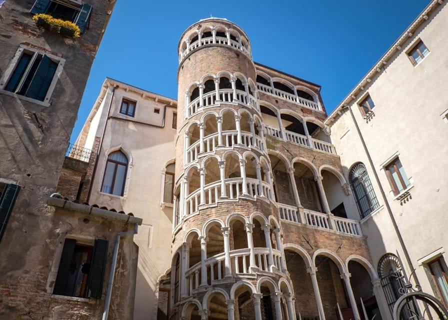 Venice: City Highlights and Hidden Gems Walking Tour - Scala Contarini del Bovolo and Venice’s vertical surprise