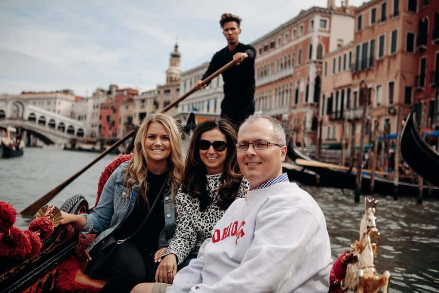 Venice: City Highlights Tour with St Mark's and Gondola Ride - Key points to know before booking