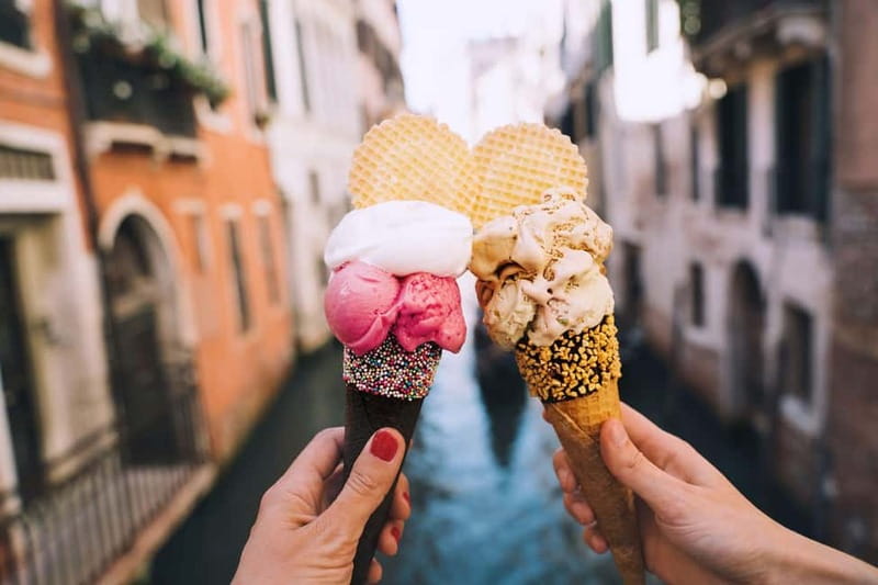 Venice: City Pass 30+ sights, St. Marks Museums & Gondola - Murano, Burano, and Torcello by boat