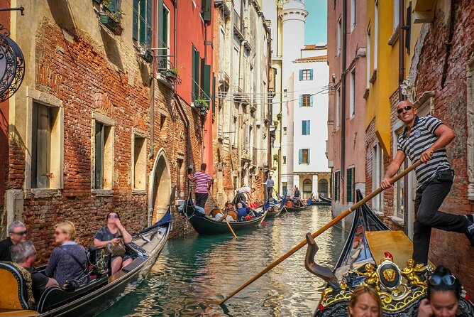 Venice: Classic 30-Minute Gondola Ride Through the Canals - Is 30 minutes enough for Venice?
