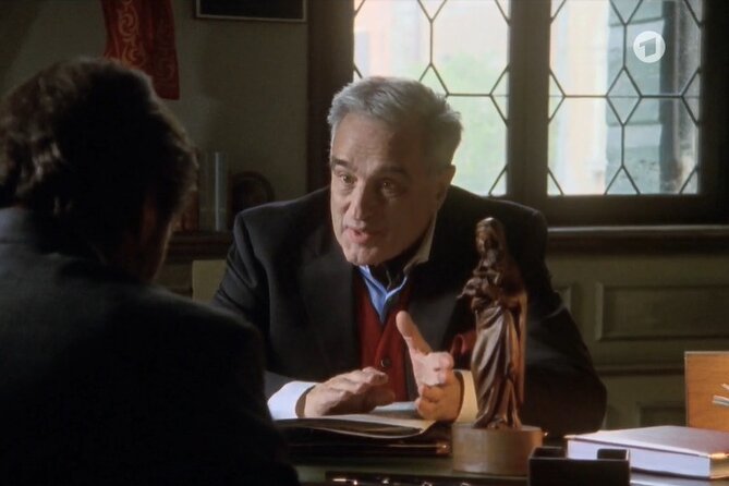 Venice Commissario Brunetti and Donna Leon: Walk His Beat - Strada Nova, chocolate ice cream, and the city’s darker humor