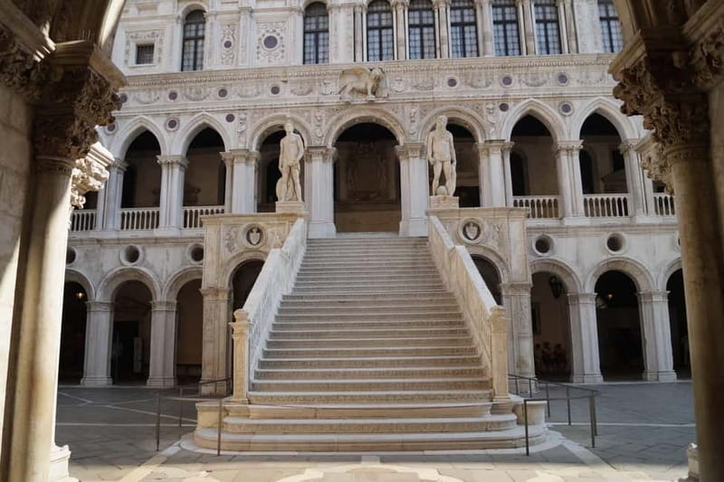 Venice : Discover Venice On Hidden Gems Guided Walking Tour - Key points at a glance
