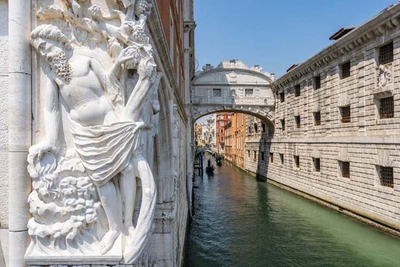 Venice: Doge Palace Guided Tour & Secret Itineraries Option - Forty minutes inside Doge’s Palace