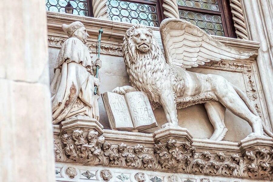 Venice: Doge's Palace and St. Mark's Basilica Tour - Why these two monuments belong together