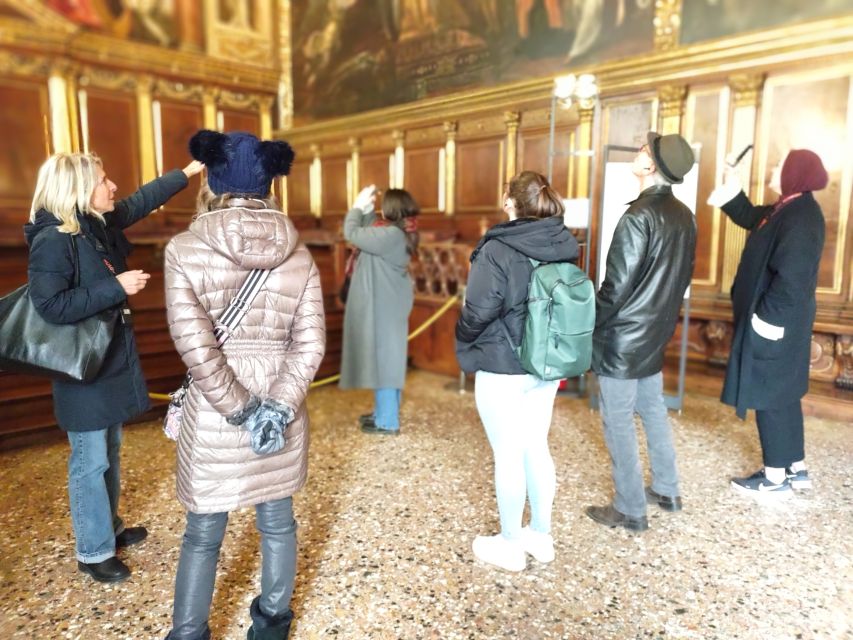 Venice: Doge's Palace Guided Tour with Optional Gondola Ride - What to bring and how to plan your day