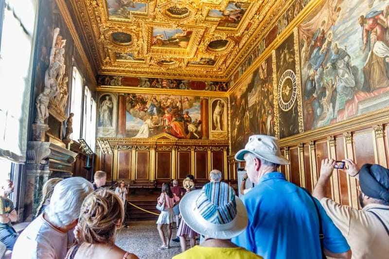 Venice: Doge's Palace, St Mark's Basilica, and Pala d'Oro - Crossing the Bridge of Sighs