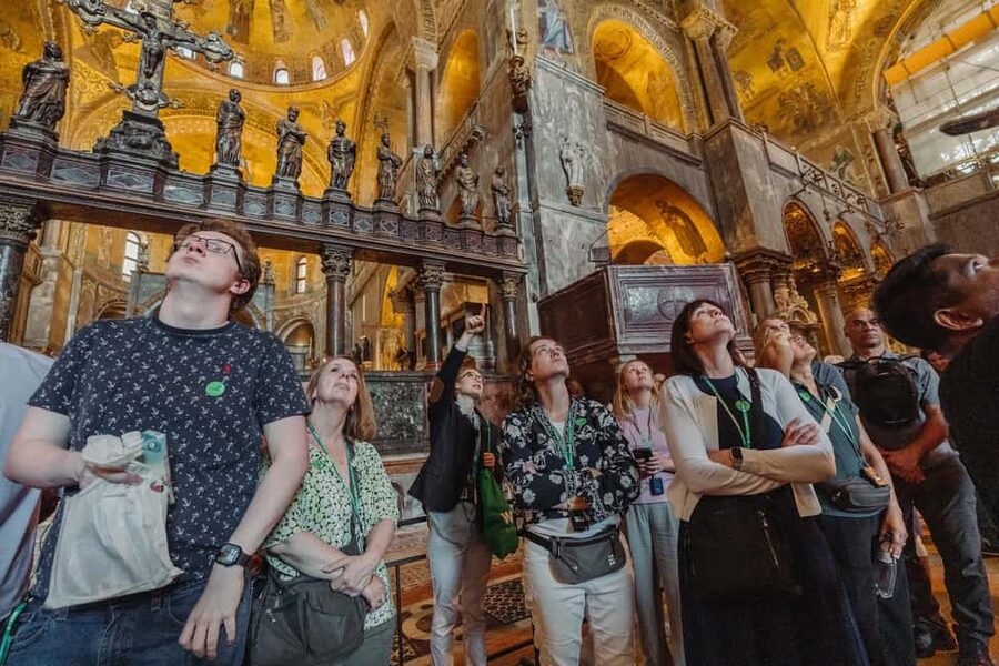 Venice: Doge's Palace & St Mark's Tour with Upgrade Option - Practical details that can save you trouble