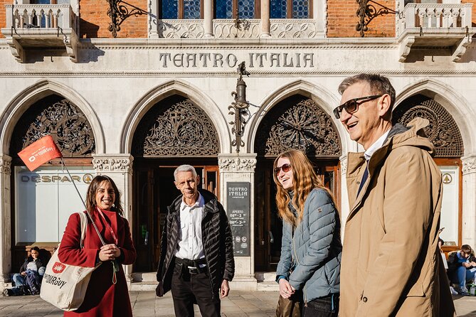 Venice Evening Food Tour: Bites, Drinks & Sit-Down Dinner - Stop five: two scoops of artisanal gelato