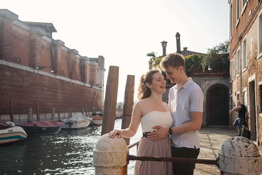 Venice: Exclusive Photoshoot in Hidden Locations - What the photographer actually adds