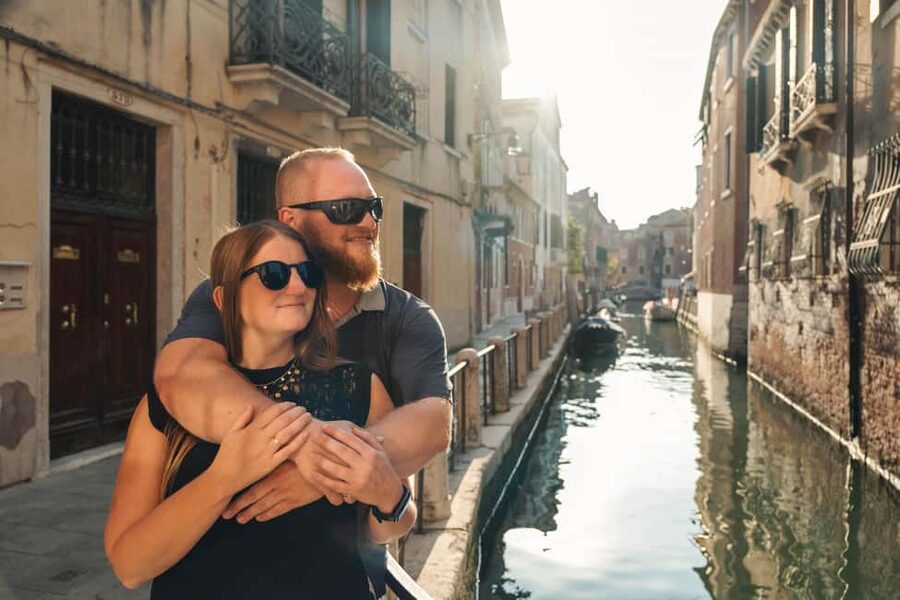 Venice: Exclusive Photoshoot in Hidden Locations - Photo packages, delivery, and value