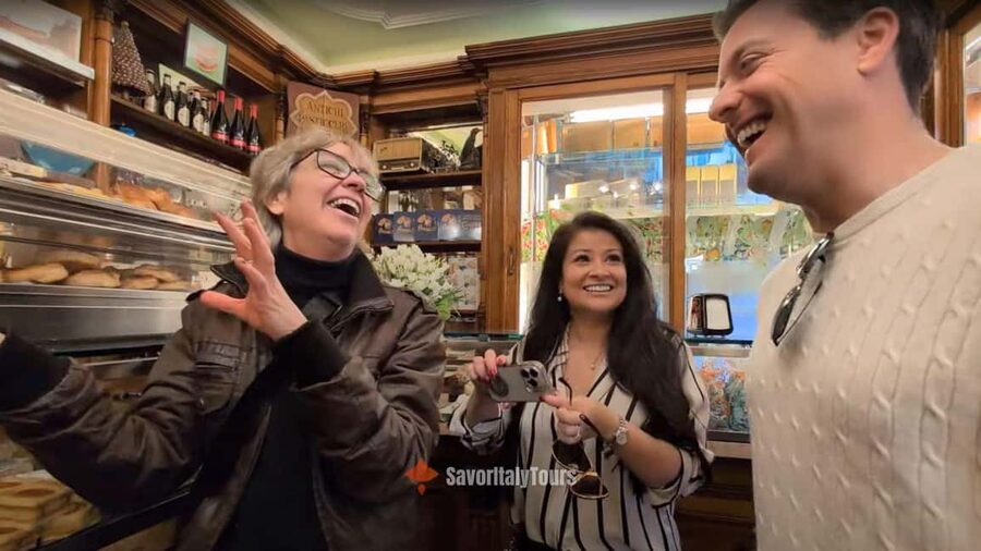 Venice: Food Tasting Tour with Cicchetti and Wine - Three districts, not just a Rialto food crawl