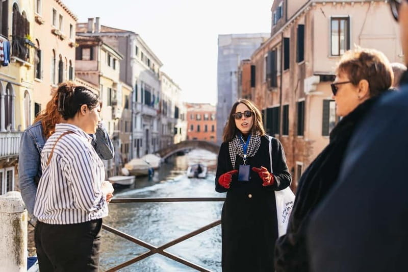 Venice: Food Tasting Tour with Cicchetti Dishes and Wine - Learning the rhythm of a Venetian bacaro