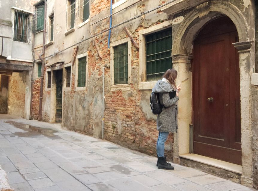 Venice: Ghetto Highlights and Cannaregio Walking Tour - How Beatrice shapes the experience