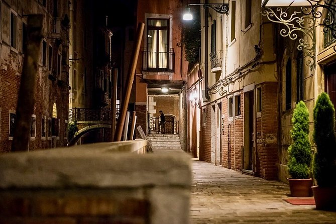 Venice Ghost & Legends Walking City Tour - Who will enjoy this walk?