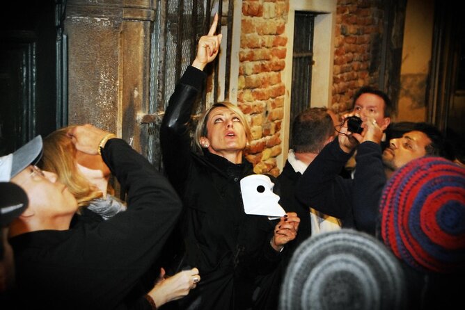 Venice Ghost Stories, Legends and Anecdotes Tour - Rialto hotels and ghosts of former residents