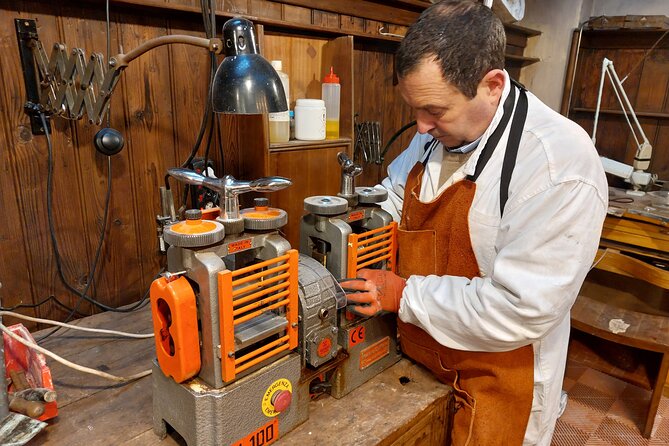 Venice : Goldsmith's Workshop - Make Your Own Ring in 925 Silver - Who will enjoy this workshop most?