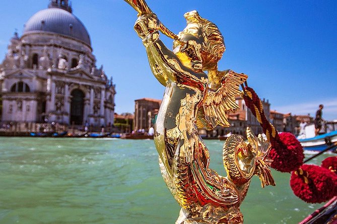 Venice Gondola Experience - What the Venice gondola ride is really like