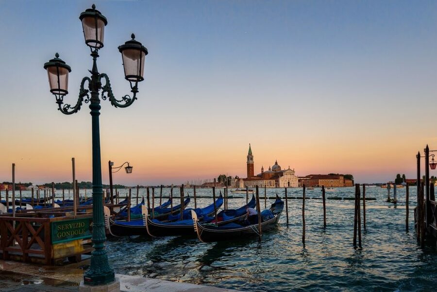 Venice: Gondola Ride and St Mark's Basilica - The three-hour pause between activities
