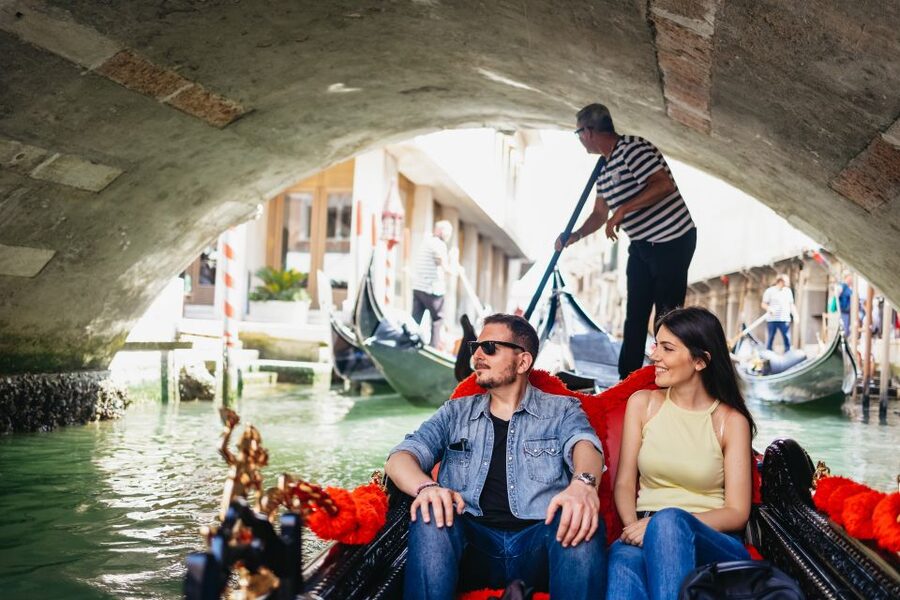 Venice: Grand Canal Gondola Ride with App Commentary - La Fenice and the quieter canals