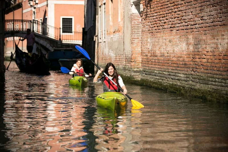 Venice: Guided Canal Kayak Tour at Day, Night, or Sunset - Key points to know before you book