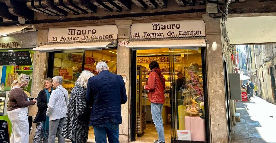 Venice: Guided City Highlights and Street Food Tour - Why cicchetti is the right way to meet Venice