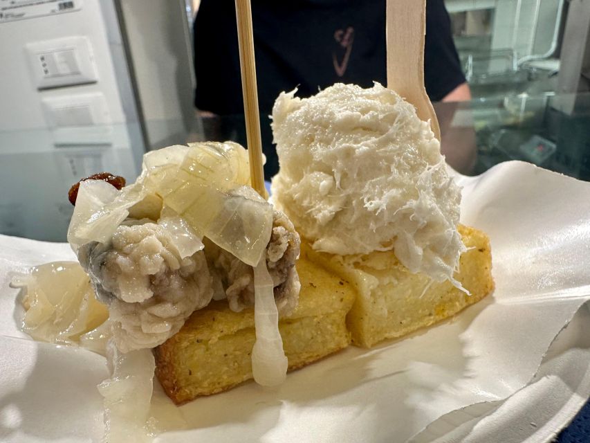 Venice: Guided City Highlights and Street Food Tour - The Grand Canal and Venice’s central sights