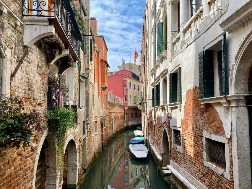 Venice: Guided City Highlights and Street Food Tour - Rialto Market and the food behind the food