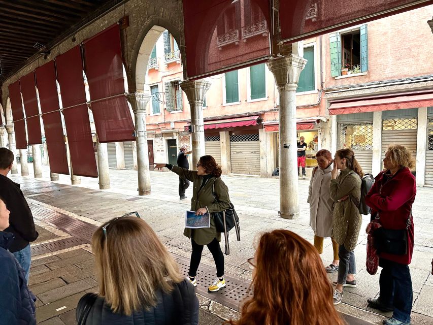 Venice: Guided City Highlights and Street Food Tour - Cheese, seafood, sweets, and gelato