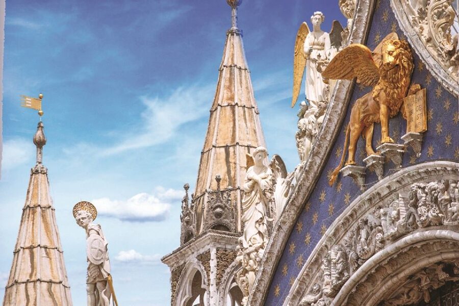 Venice: Guided Golden Basilica Tour - Timing, crowds, and the short format