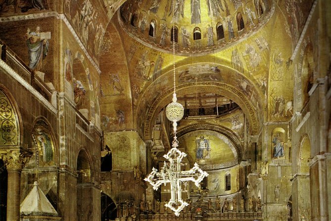Venice Guided Tour of St. Mark's Basilica - Dress, documents, weather, and access