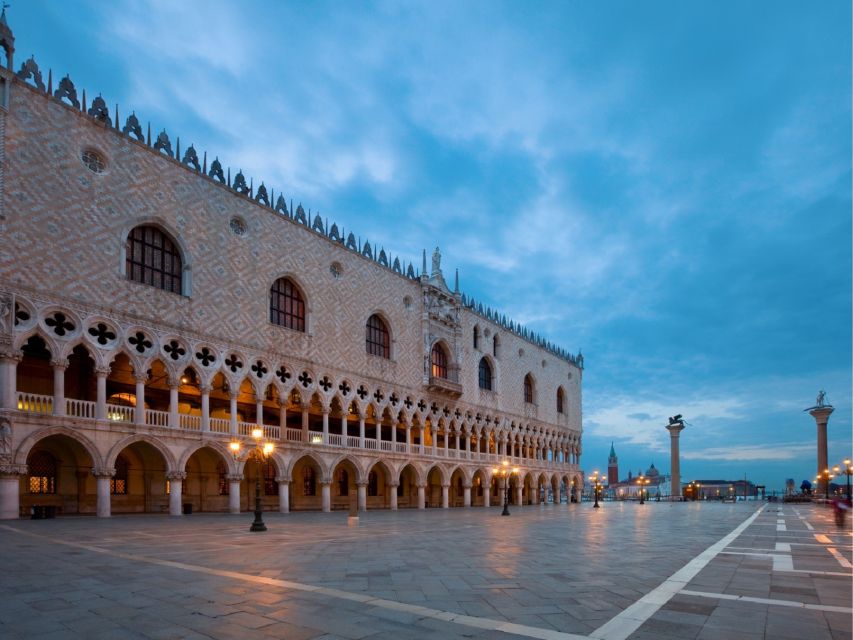 Venice: Highlights with Local Private Walking Tour & Gondola - St Mark’s Square, Basilica, and San Marco sights